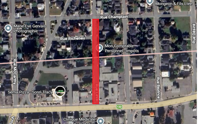 Entrave à la circulation et coupure d'eau sur la rue Laval le 27 avril