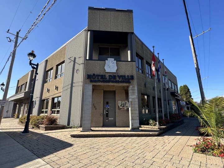Retour des bureaux administratifs au 700, rue Montcalm